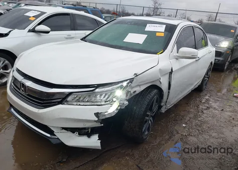 2017 Honda Accord Touring V6 from USA, damaged, VIN 1HGCR3F90HA020749